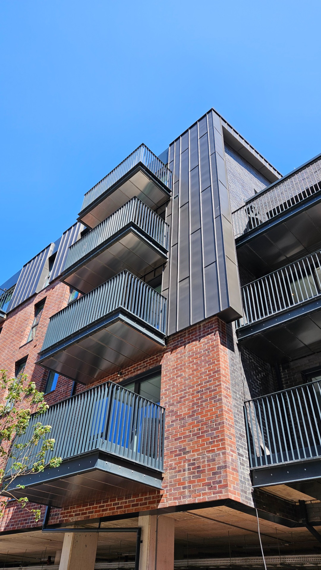 Pigmento Grey Zinc cladding